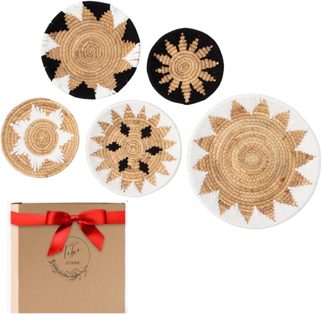 Tebie At Home Boho Wall Art - Boho Wall Baskets Decor - Handmade Set of 5 Woven Baskets With Seagrass - Flat Elegant Art for Farmhouse and Rattan Decor for Living Room, Bedroom and Office