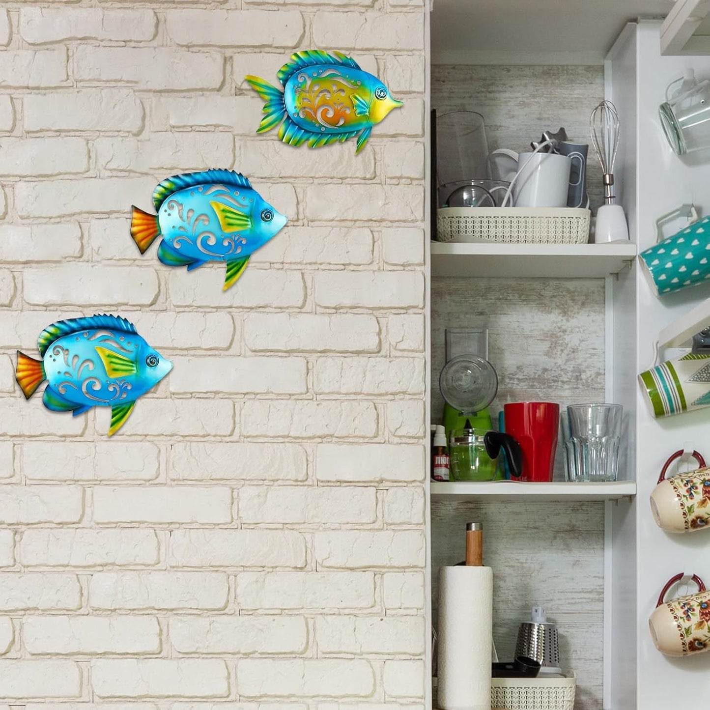 Metal Fish Wall Decor Coastal Ocean Sea Hanging Decorations Metal Fish Art Outdoor Wall Sculptures Garden Patio Fence Pool Decor