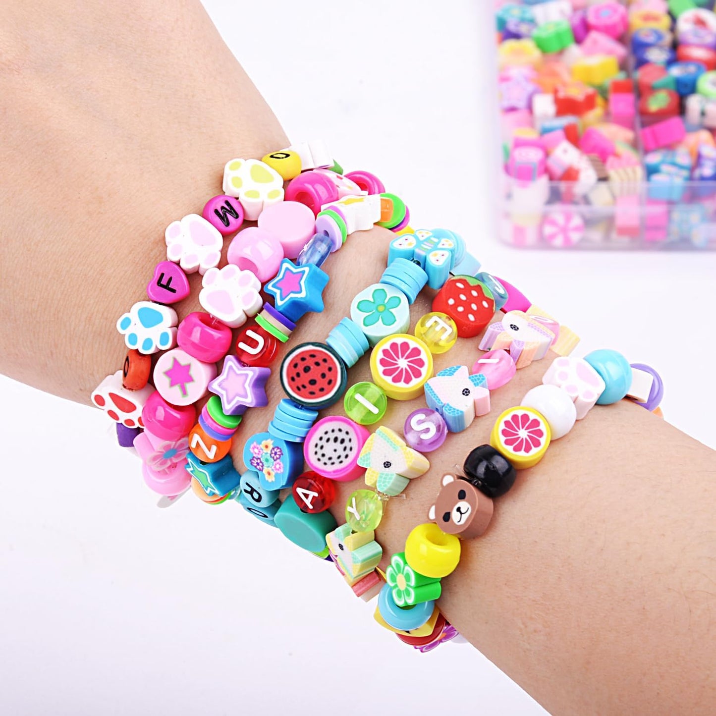 1000PCS Polymer Clay Beads Bracelet Making kit, 24 Style Cute Fun Beads Fruit Flower Animal Cake Butterfly Heart Beads Charms for Jewelry Necklace Earring Making DIY Accessories for Women Girls