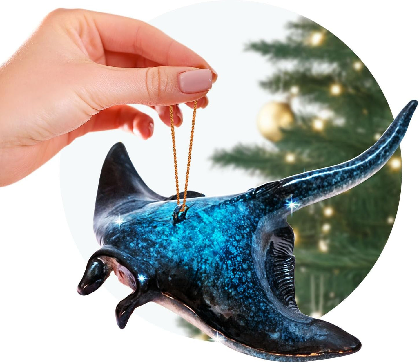 Hand-Painted Beach Christmas Ornament – Coastal Tree Decoration for Ocean Lovers – Unique Nautical Ornament for Christmas Tree or Stocking Stuffer Gift (Manta Ray)