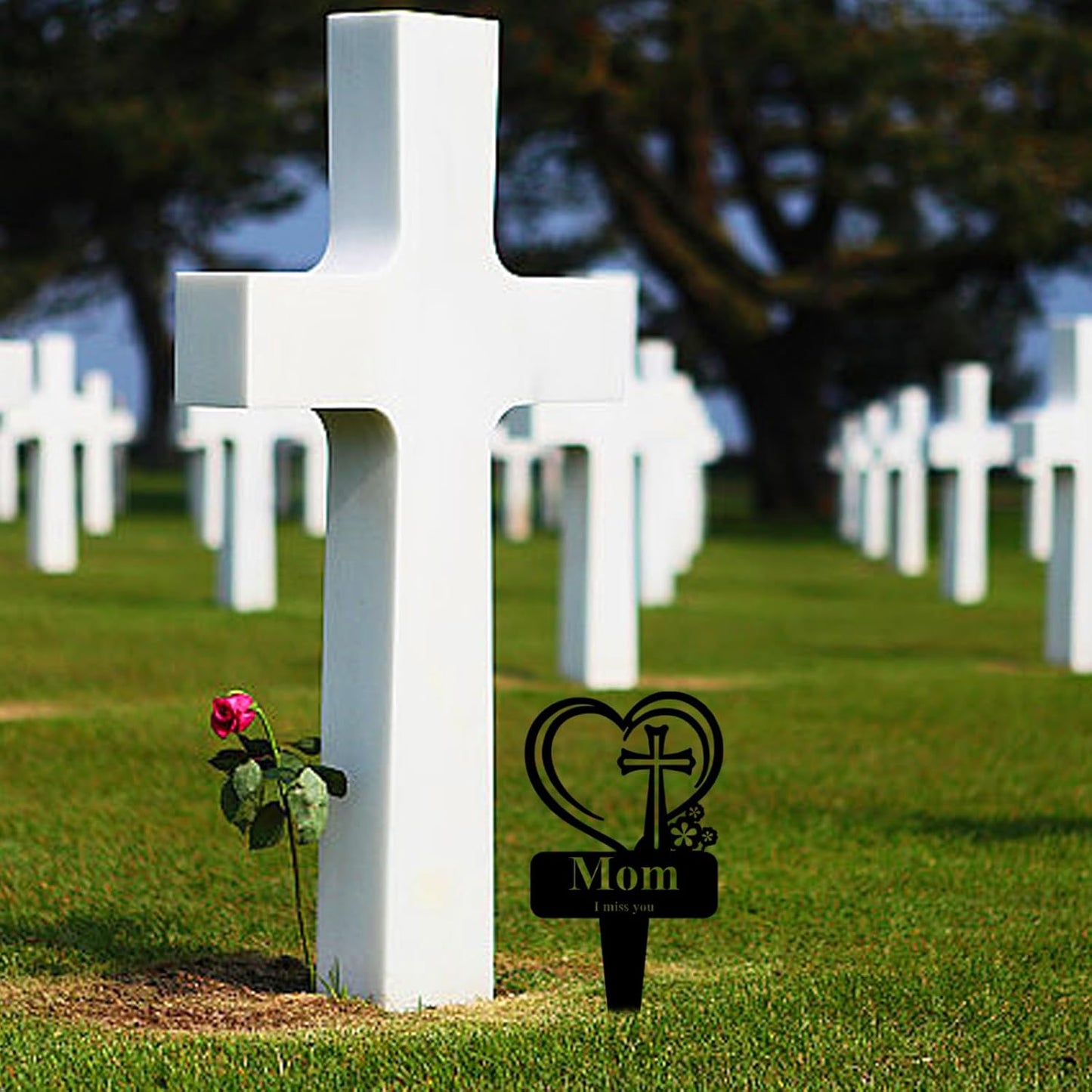 Mom Memorial Grave Stake, Cemetery Decorations for Grave Markers 12.5 x 7.2 inch Heart Metal Sympathy Stakes Graveside Plaque Decor Sign for Mother Graves, Yard, Garden - Black-Mom