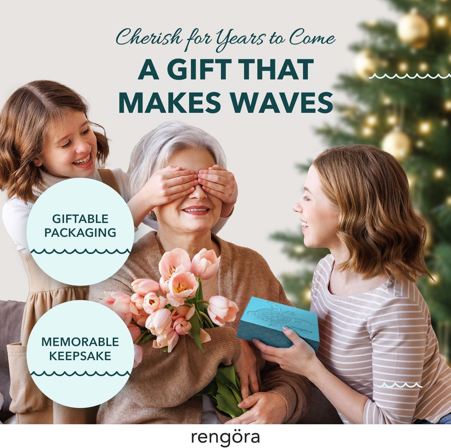 Hand-Painted Beach Christmas Ornament – Coastal Tree Decoration for Ocean Lovers – Unique Nautical Ornament for Christmas Tree or Stocking Stuffer Gift (Octopus)