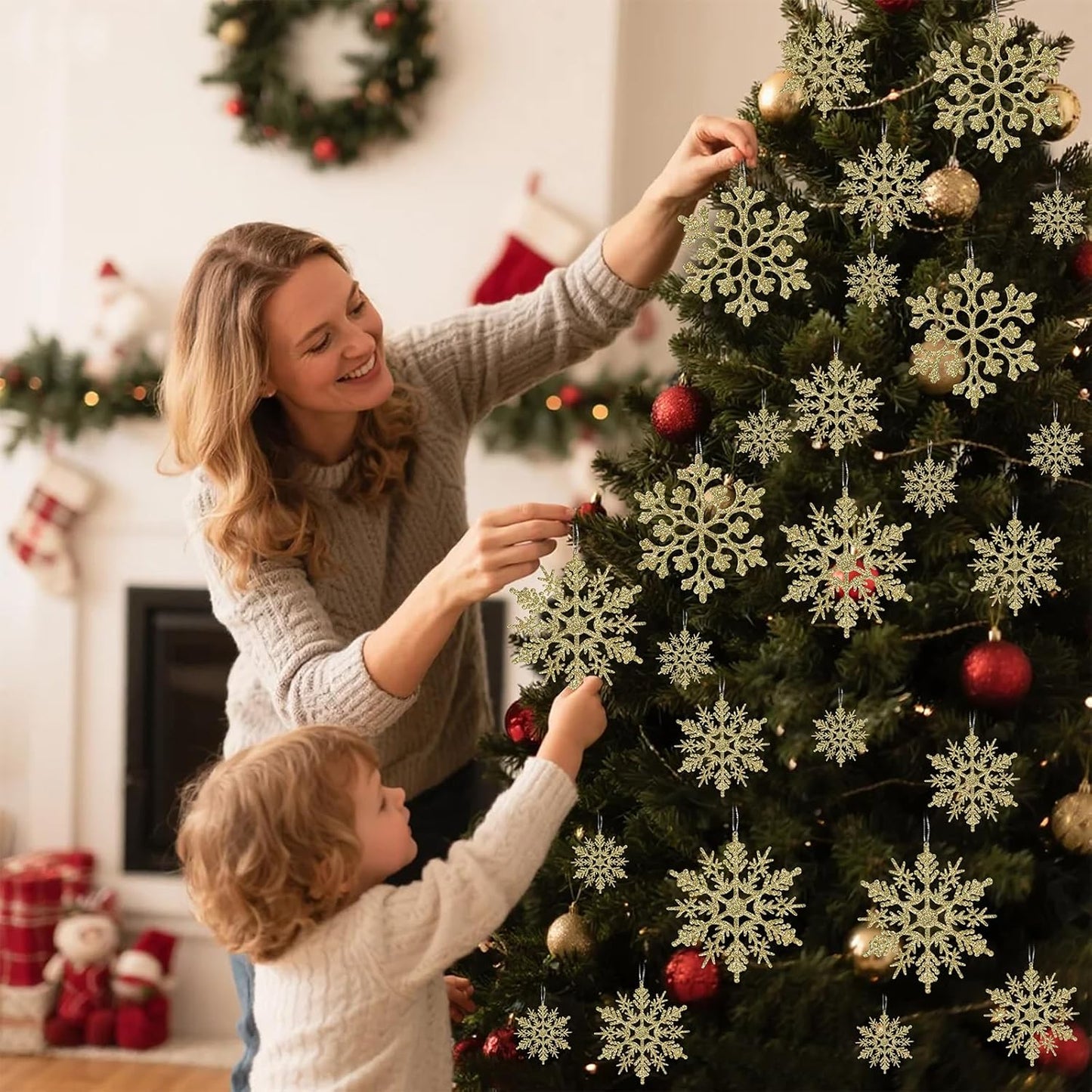 Christmas Tree Decorations Snowflake Ornaments, 36Pcs Glitter Gold Plastic Hanging Snowflakes from Ceiling Snow Flakes Decorating Hanging for Winter Wonderland Decorations Indoor Outdoor Decor