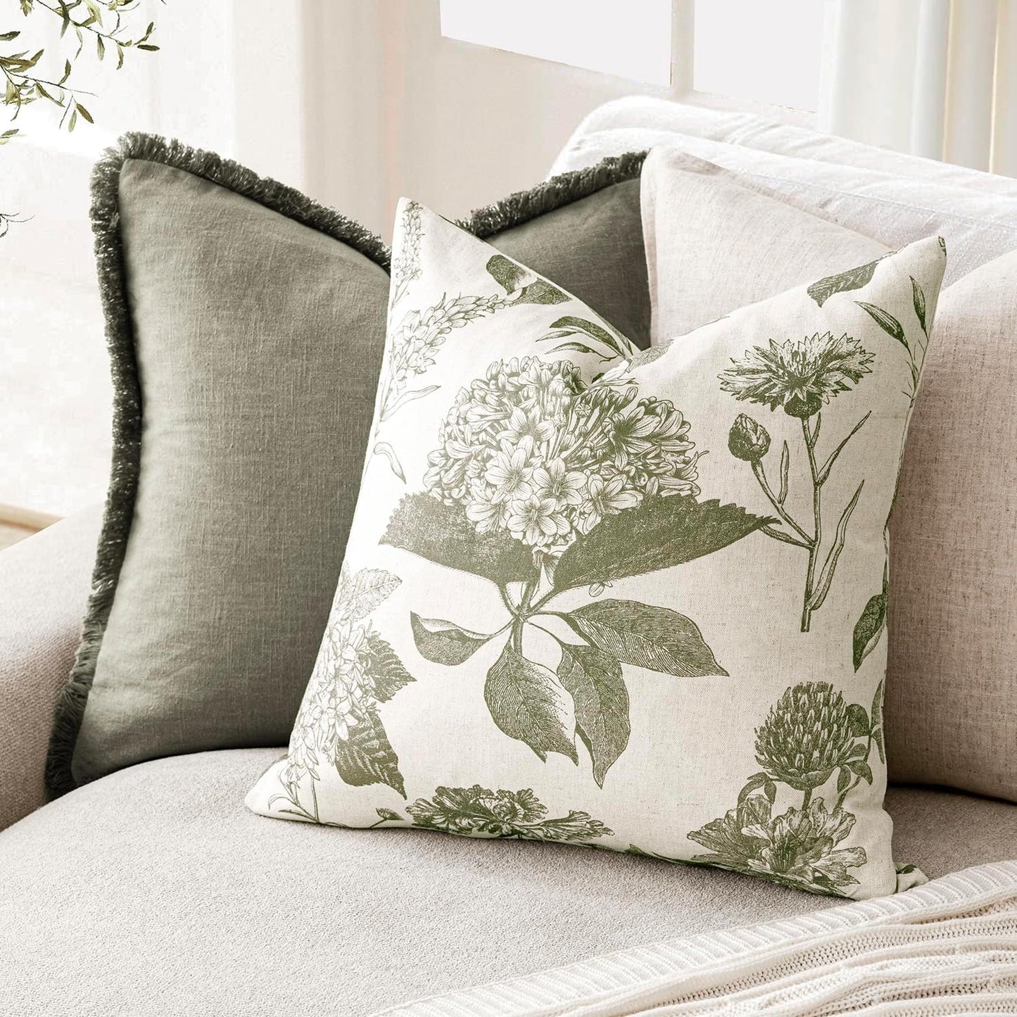 Foindtower Set of 2 Linen Floral Vintage Throw Pillow Covers Neutral Accent Print Decorative Cushion Covers Farmhouse Home Decor for Sofa Chair Couch Bedroom Living Room Outdoor,18×18 Inch,Sage Green
