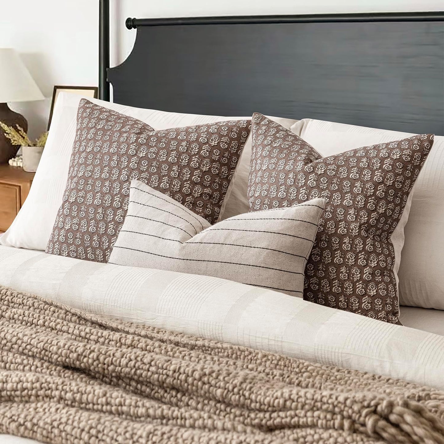 Foindtower Set of 2 Decorative Vintage Floral Print Throw Pillow Covers Neutral Modern Farmhouse Cushion Covers Boho Home Decor for Sofa Couch Chair Bedroom Living Room Outdoor,20×20 Inch,Brown