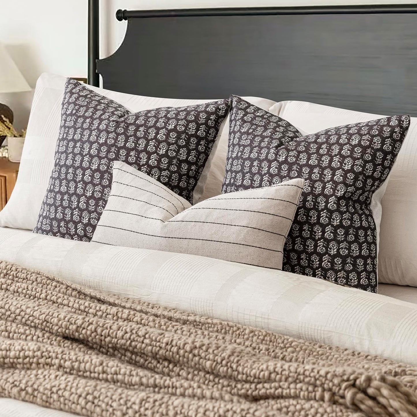 Foindtower Set of 2 Decorative Vintage Floral Print Throw Pillow Covers Neutral Modern Farmhouse Cushion Covers Boho Home Decor for Sofa Couch Chair Bedroom Living Room Outdoor,20×20 Inch,Black