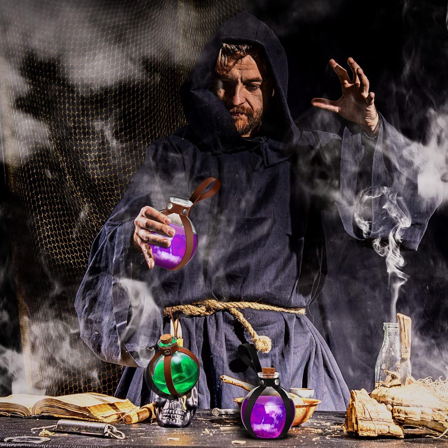 Patelai 6 Pcs Halloween Glass Potion Bottles with Belt Cork Renaissance Witch Costume Accessories Witch Props Potion Bottle for Halloween Party Decor Cosplay DIY Crafts Gift (Black,Brown)