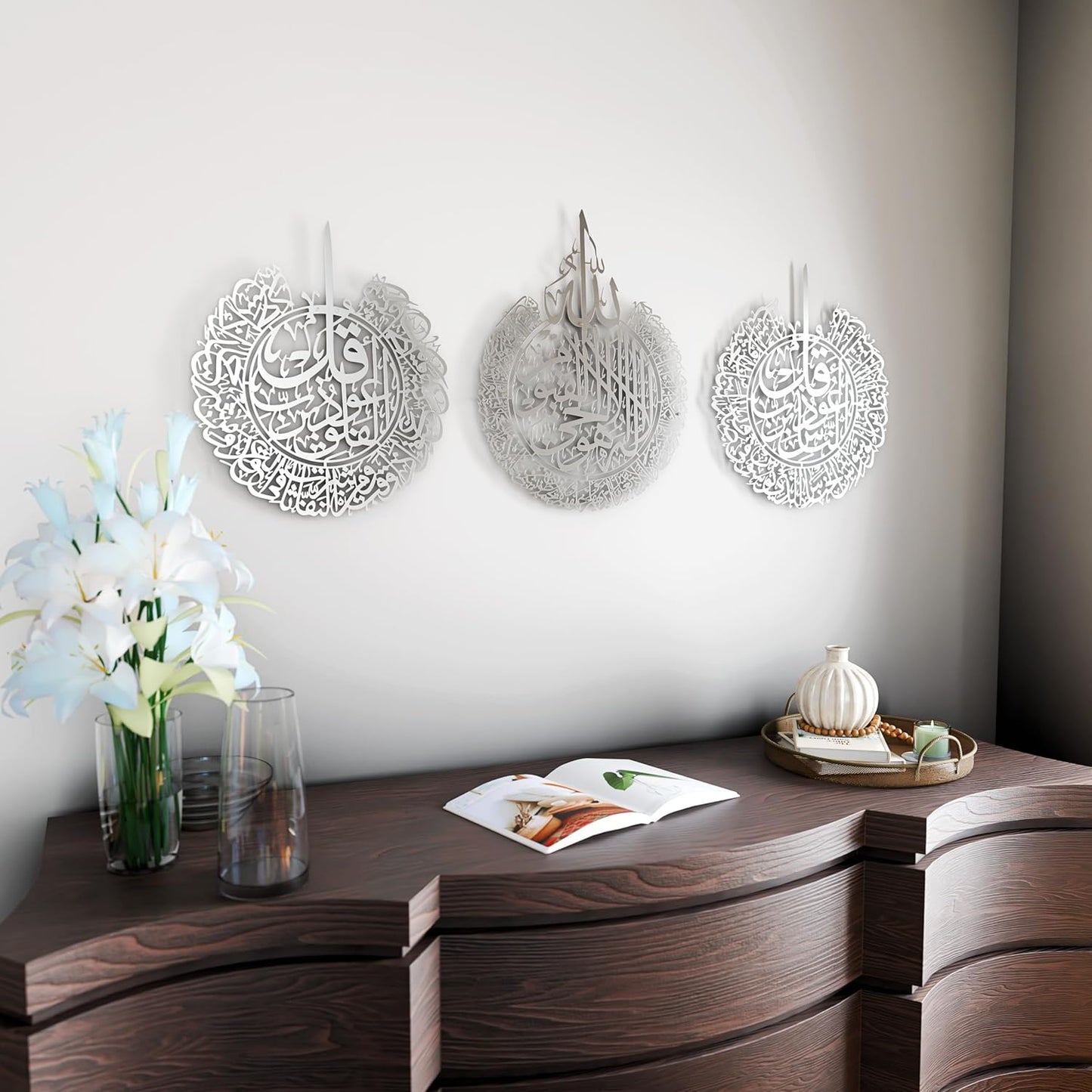 IWA CONCEPT Metal Set of Ayatul Kursi, Surah Al Falaq and Surah An Nas | Islamic Ramadan Wall Decorations | Modern Muslim Housewarming Gift | Calligraphy | Quran Wall Art | (Matte Silver, Large)