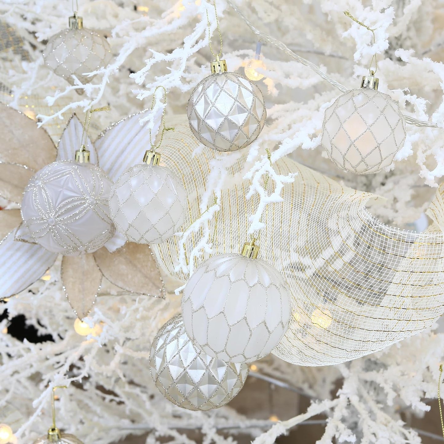 Sea Team Christmas Baubles Set of 16 80mm Christmas Tree Hanging Ornaments Decoration (Champagne and Matte)