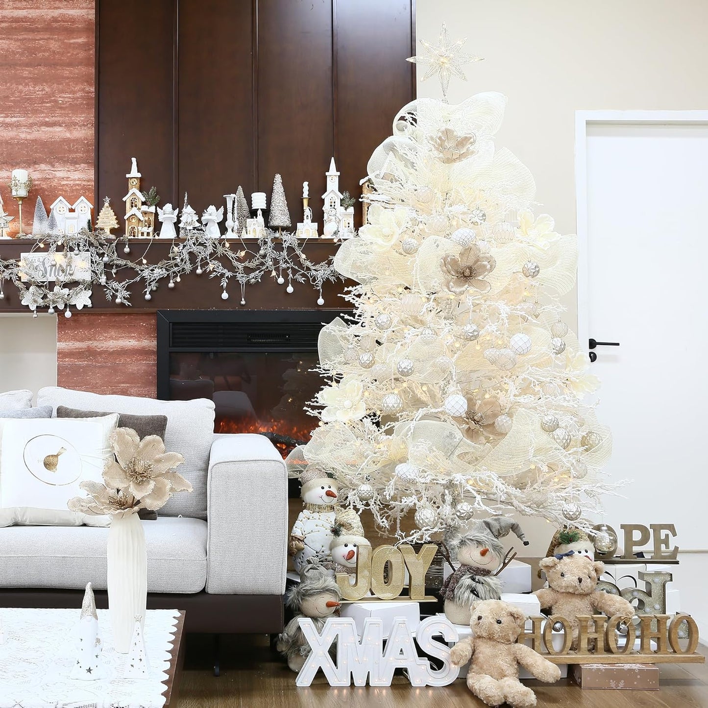 Sea Team 60mm/2.36" Delicate Contrast Color Theme Painting & Glittering Christmas Tree Pendants Decorative Hanging Christmas Baubles Balls Ornaments Set - 30 Pieces (Champagne & Matte)